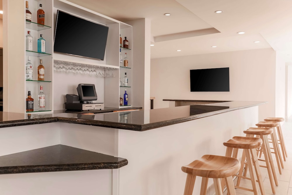 Hilton Garden Inn Reno - photo 43
