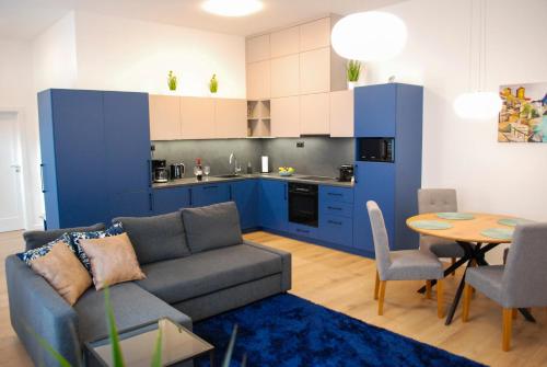Sunny apartment in Buda — 4-Star Luxury Hotel in Budapest, Hungary