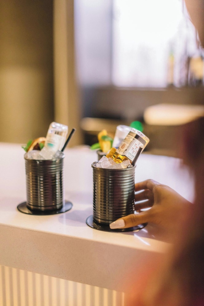 Aloft by Marriott Boston Seaport District - photo 18