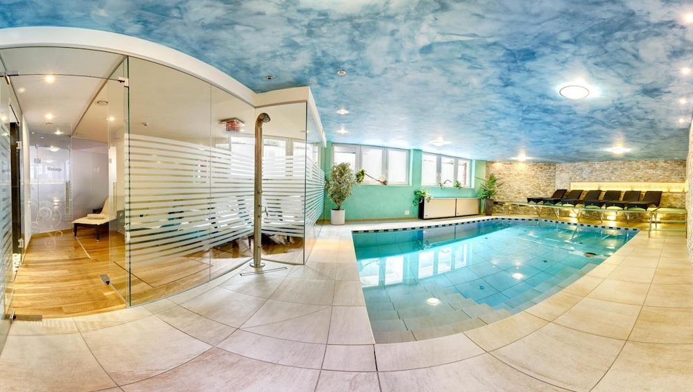 Hotel Leitner — 4-Star Luxury Hotel in Rio Di Pusteria, Italy
