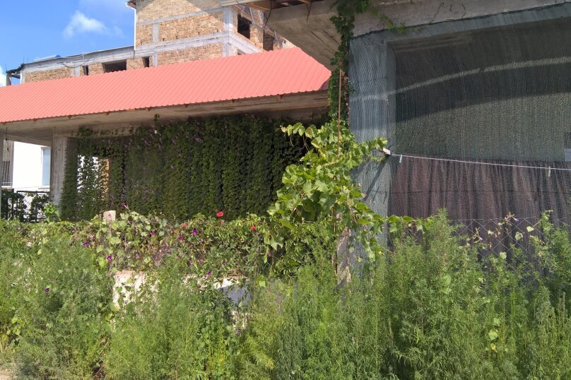 Mini hotel U Dzhanayevyh - last minute hotel in Sudak