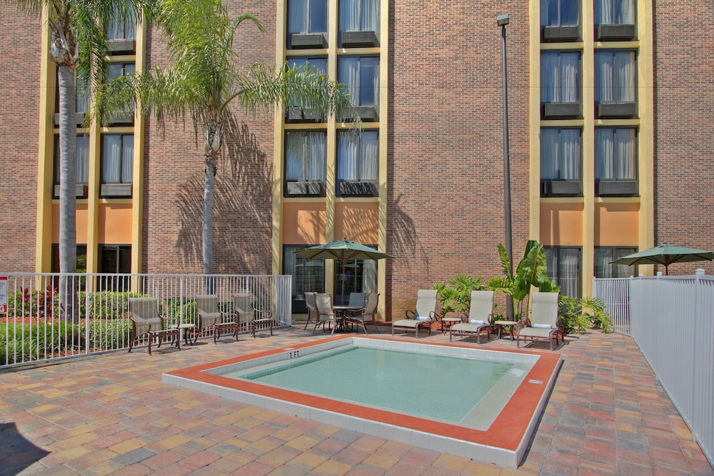 The Adventure Hotel by the parks - photo 63