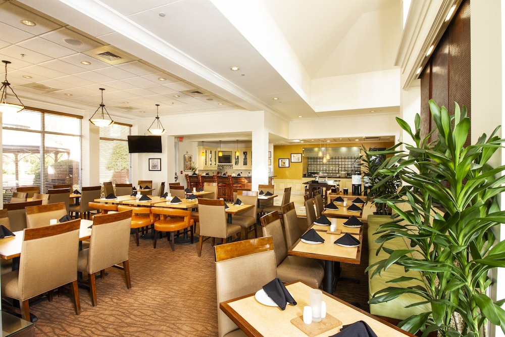 Hilton Garden Inn Anderson - photo 27