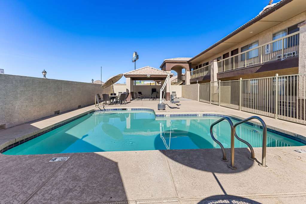 Days Inn by Wyndham Buckeye - photo 14