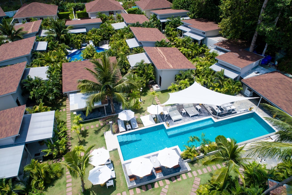 CoconutsPalm Resort - carbon neutral hotel in Koh Samui