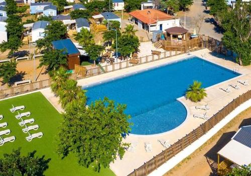 Anthony MH 140 in Port-La-Nouvelle, France