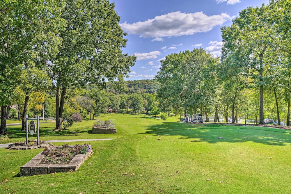 Upscale Step Free Branson Getaway Resort Perks - photo 20