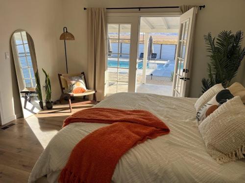 Joshua Tree Poolside Escape in Twentynine Palms, United States