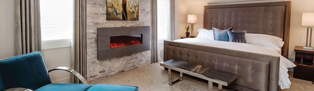 Suite 76 — 4-Star Luxury Hotel in Waterloo, Canada
