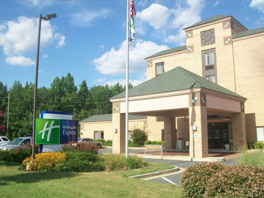 Holiday Inn Express Easton by IHG - carbon neutral hotel in Easton