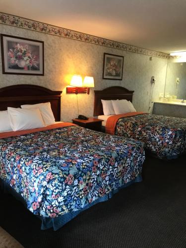 Merrimac Inn & Suites - photo 23