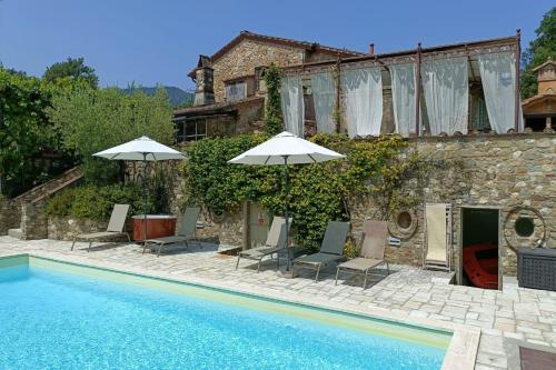 Villa Dani by Mmega — 4-Star Luxury Hotel in Lucca, Italy