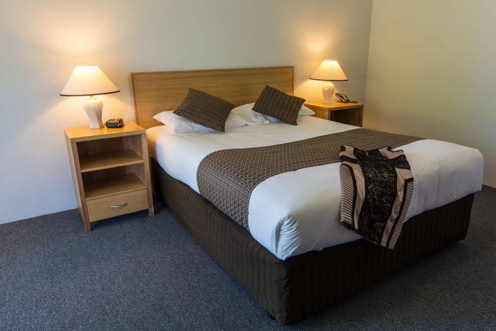 Kingston Terrace Apartments