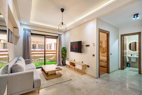 Jolie & Luxueux Appart a Gueliz 100 Equipe — 4-Star Luxury Hotel in Marrakesh, Morocco