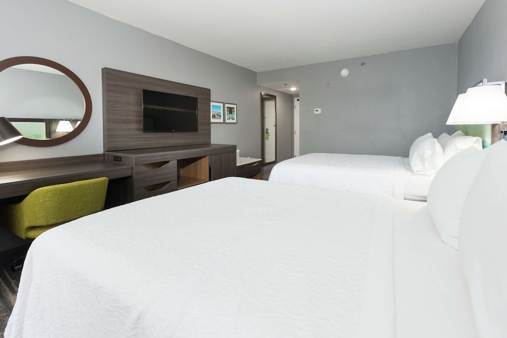 Hampton Inn St. Augustine Beach - photo 20