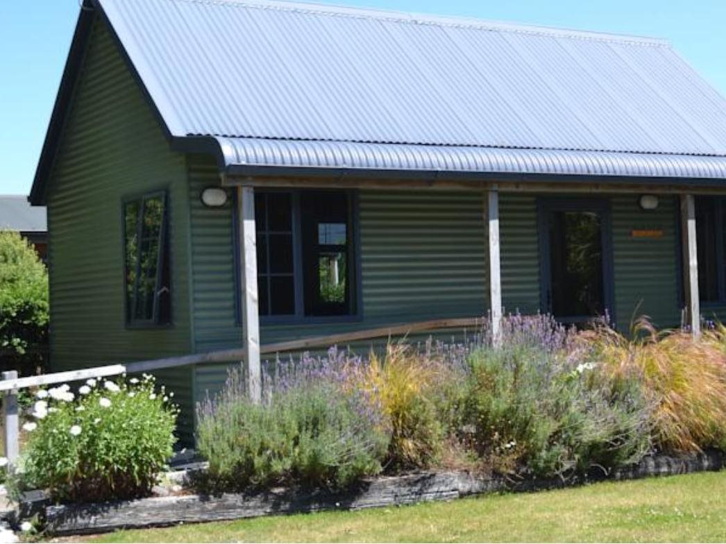 Templenoe Cottages in Te Anau, New Zealand