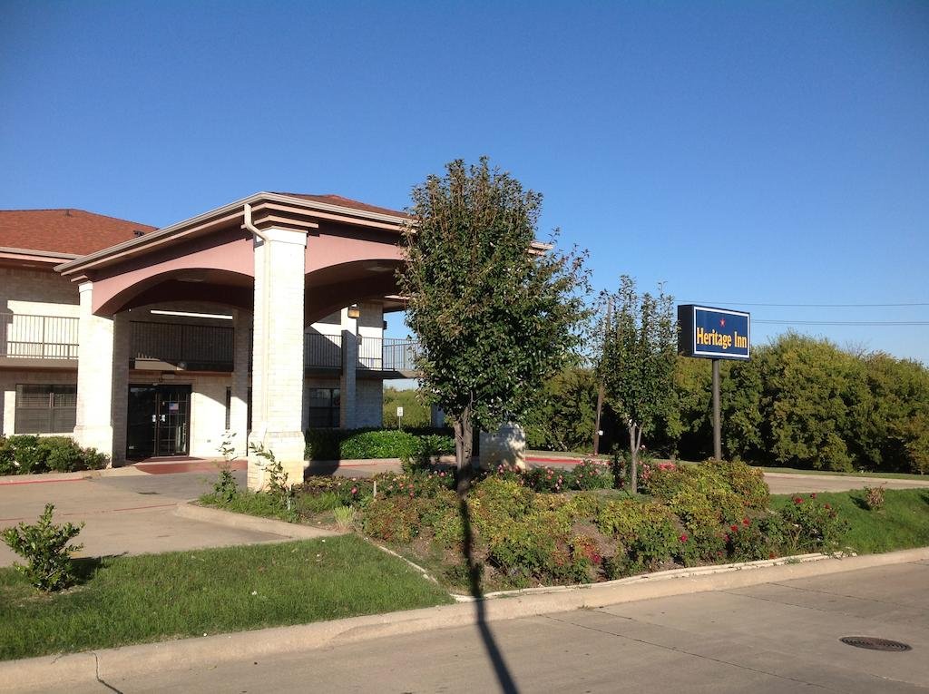 Heritage Inn Grand Prairie — Grand Prairie