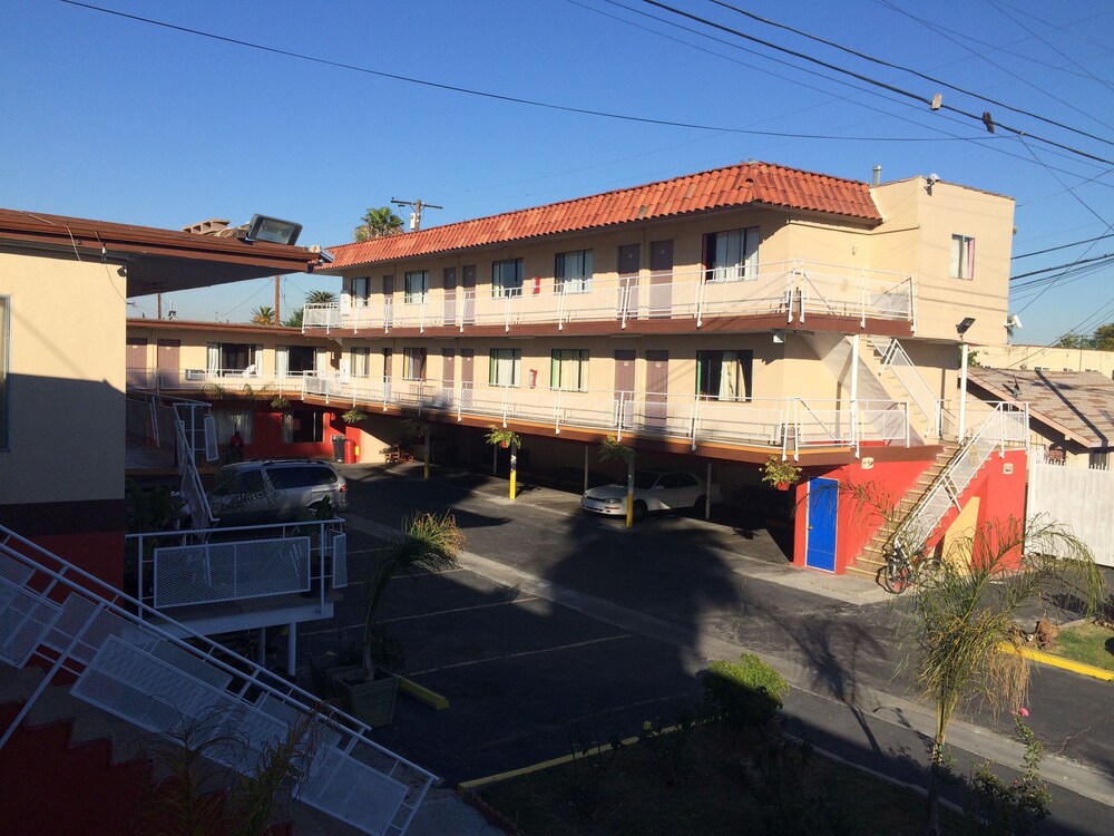 Long Beach Motel - photo 38