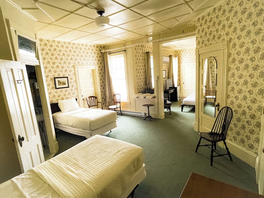 Brandon Inn - photo 43