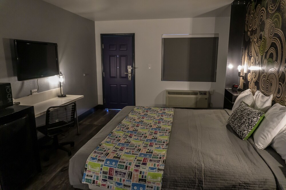 Downtown Phoenix Hotel - photo 14