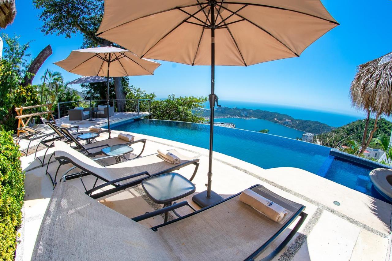 Casa Wapa Espectacular Villa Boho Chic en Acapulco — 4-Star Luxury Hotel in Acapulco De Juarez, Mexico