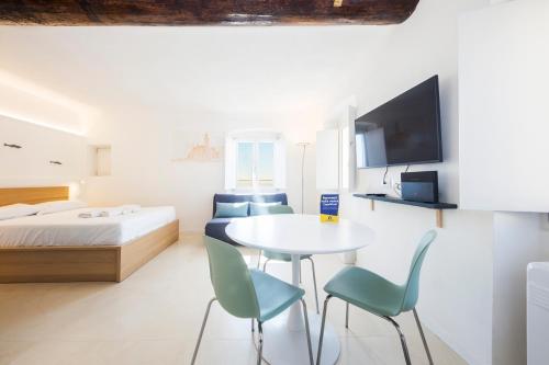 Casaviva Elegant Seaview Studio in Camogli — 4-Star Luxury Hotel in Camogli, Italy