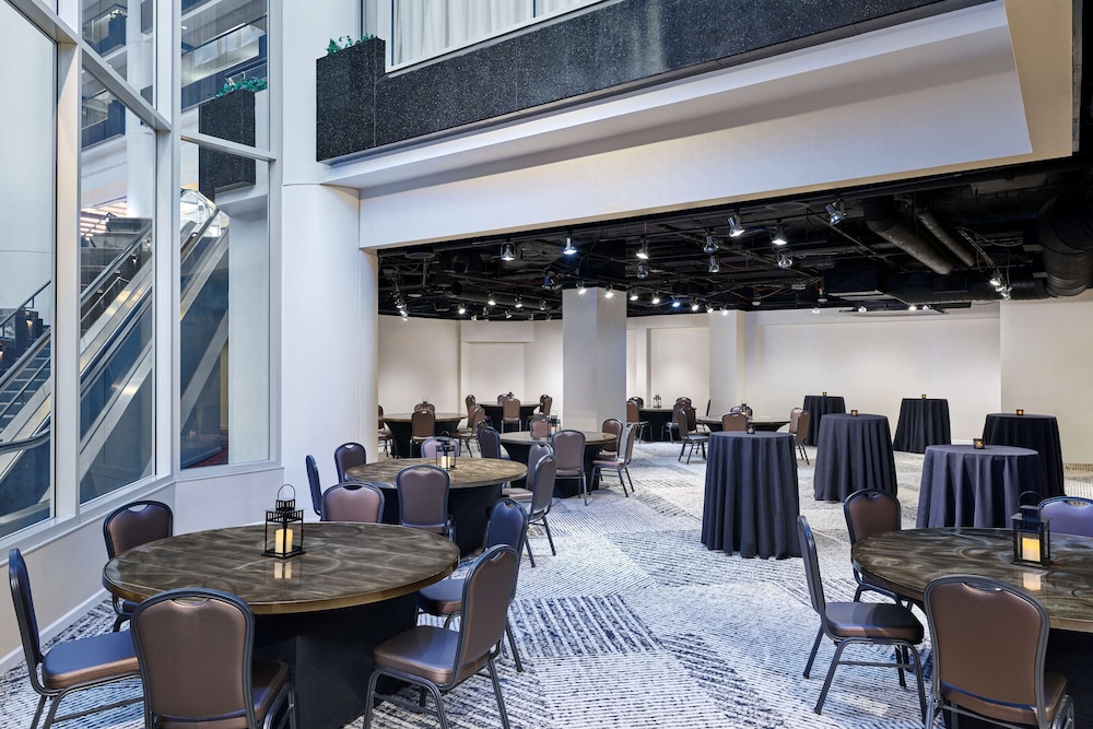 Hilton Atlanta Airport - photo 70