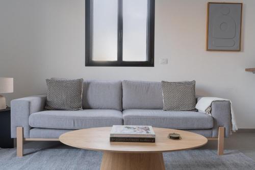 Blueground ו Lev Hair Spacious 2 Balconies — 4-Star Luxury Hotel in Tel Aviv, Israel