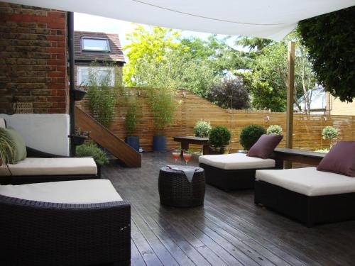 LondonHomeGardens — 4-Star Luxury Hotel in London, United Kingdom