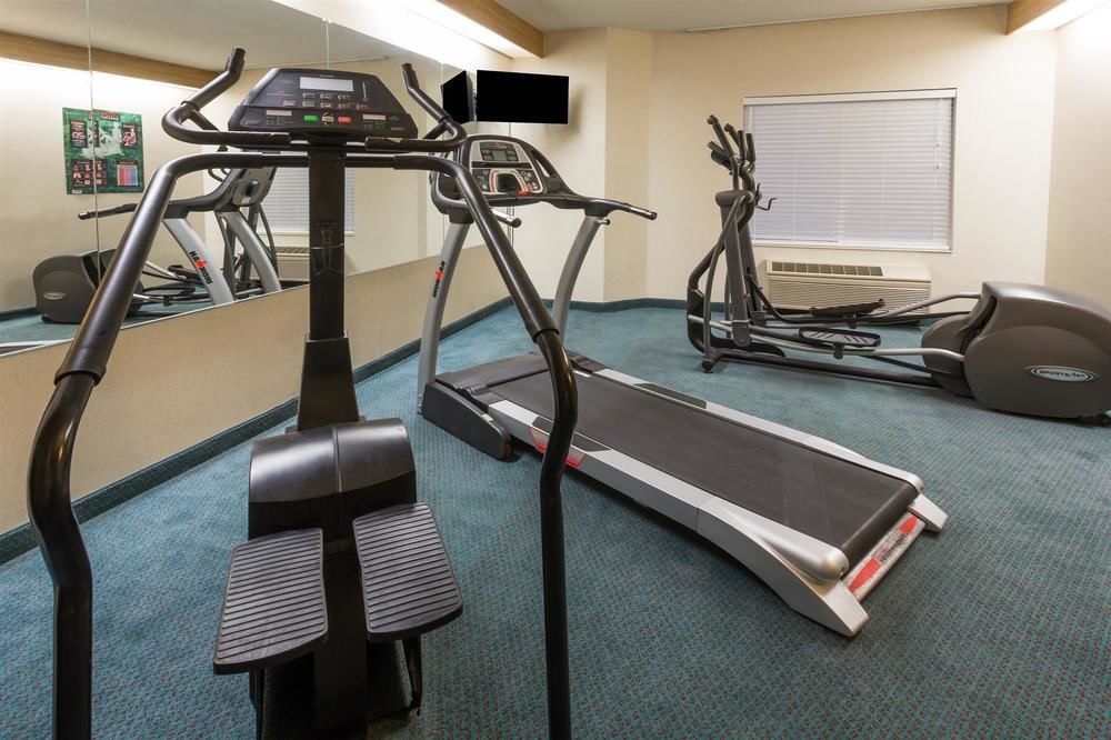 SureStay Plus Hotel by Best Western Portland East - photo 4
