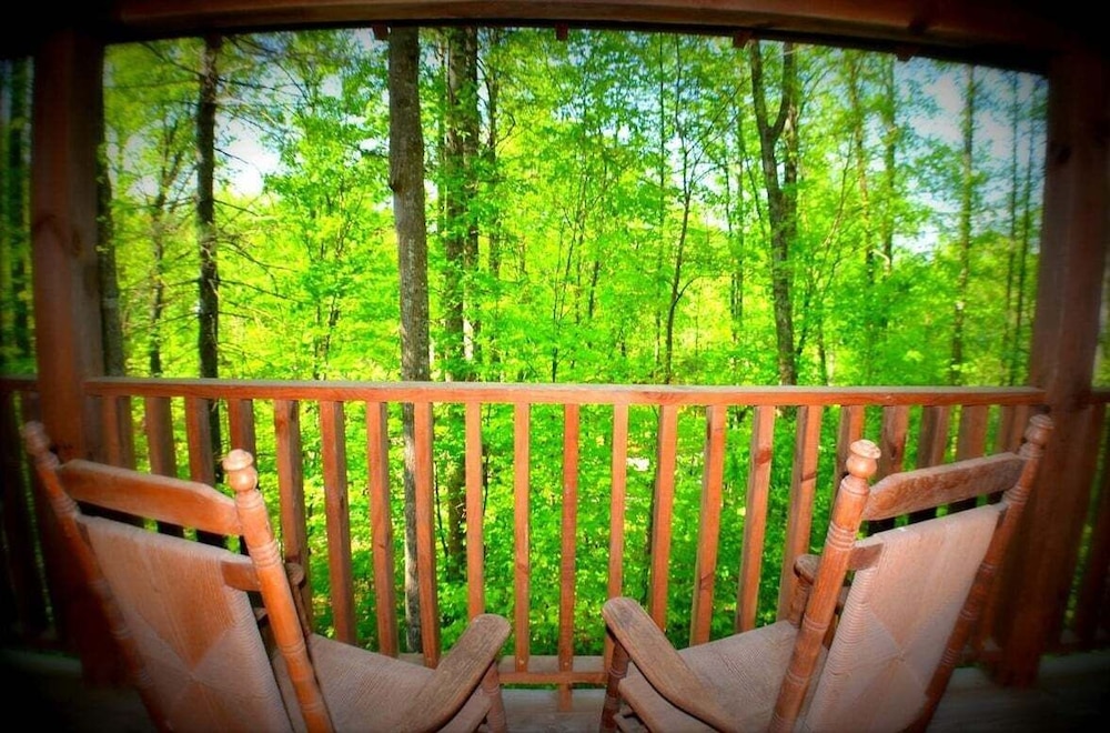 Always Misbehavin - last minute hotel in Sevierville