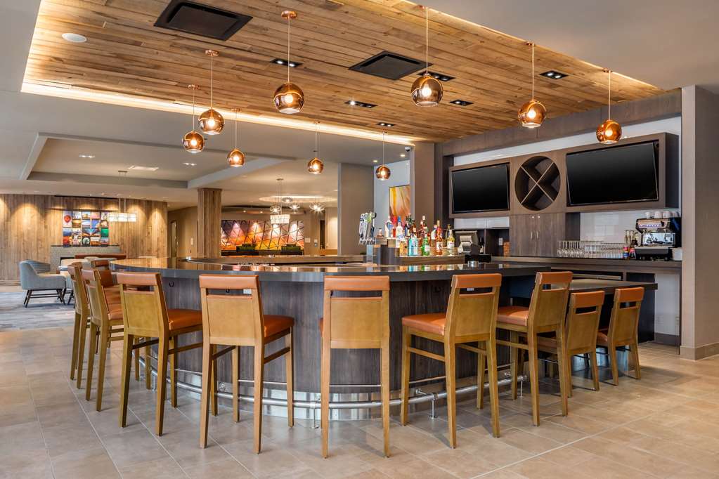 Cambria Hotel Omaha Downtown - photo 36