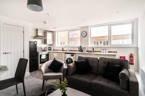 Fabulous 1 Bed Apartment in Central Wrexham — 4-Star Luxury Hotel in Wrexham, United Kingdom