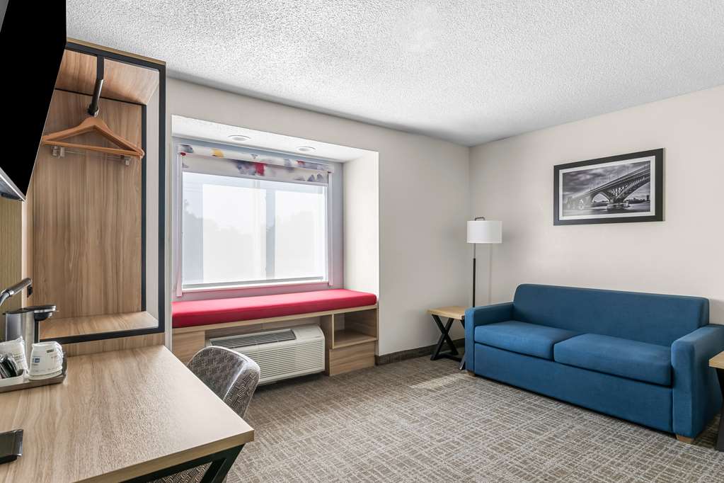 Best Western Buffalo Inn Suites - photo 37