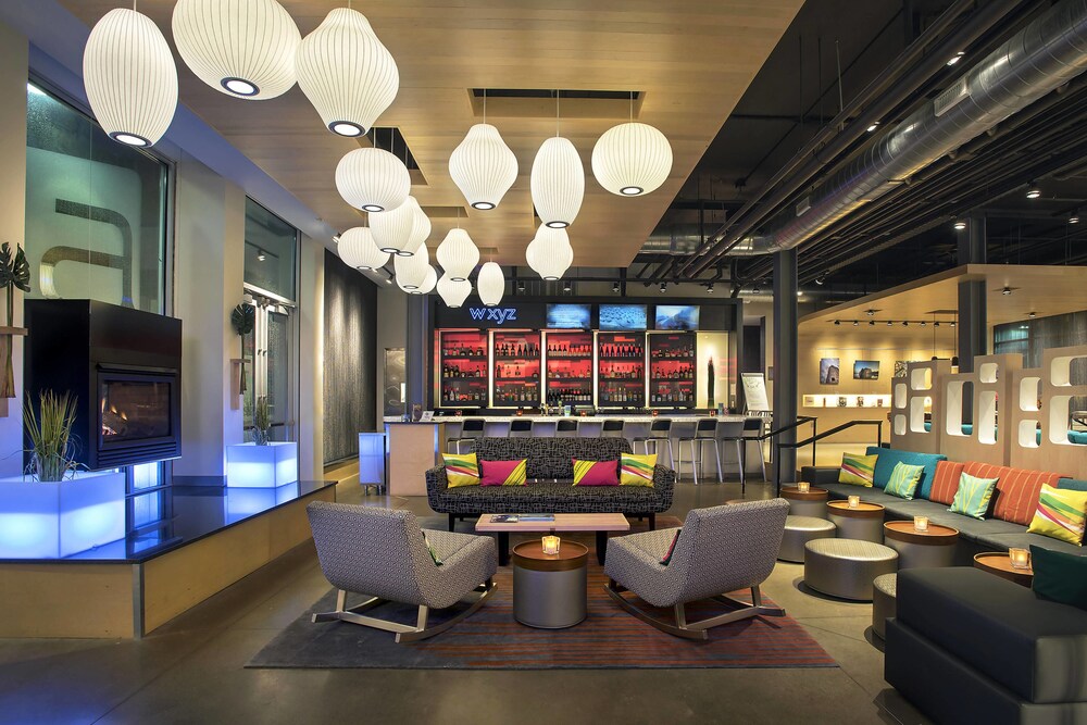 Aloft Buffalo Airport