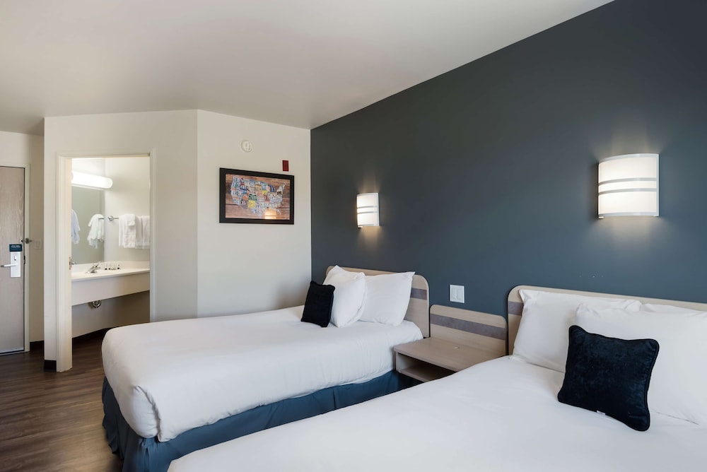 Red Lion Inn & Suites Butte - photo 9
