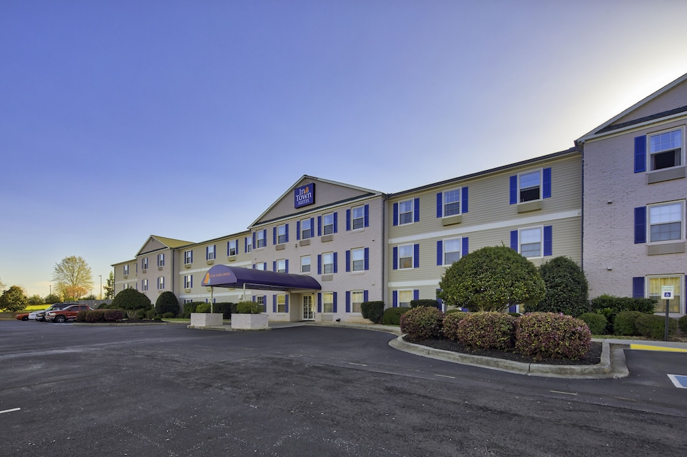 InTown Suites Extended Stay Anderson SC Clemson University - photo 25