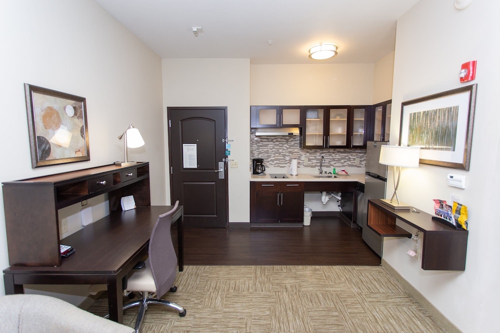 Staybridge Suites Bowling Green by IHG - photo 30