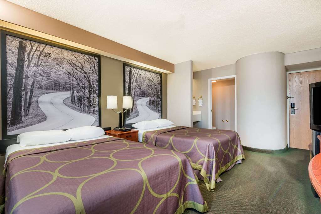 Super 8 by Wyndham Jasper - photo 16