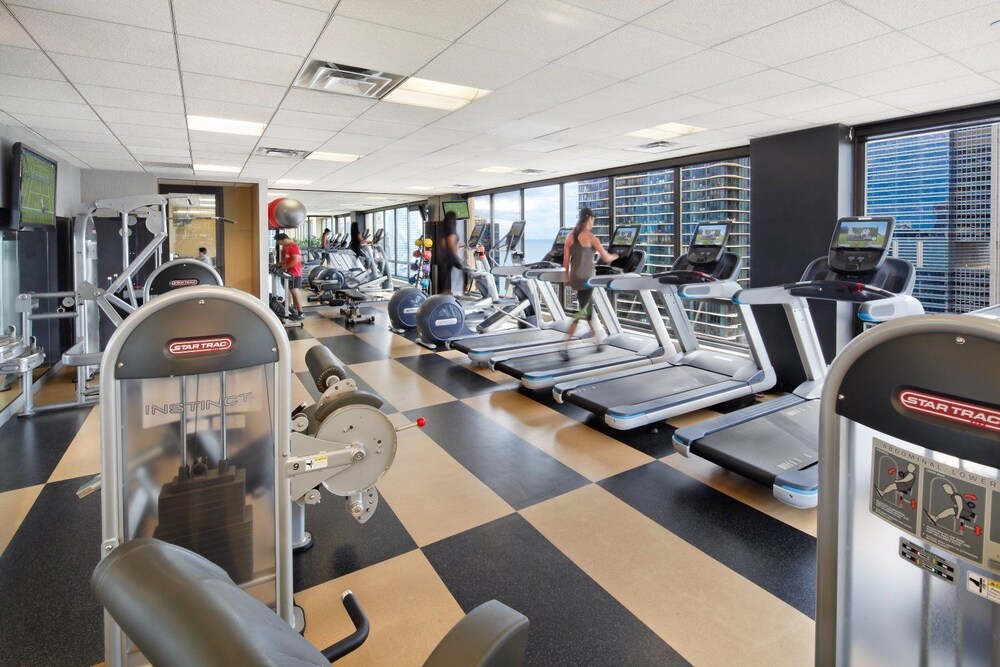 Corporate Suites Network At Columbus Plaza - photo 8