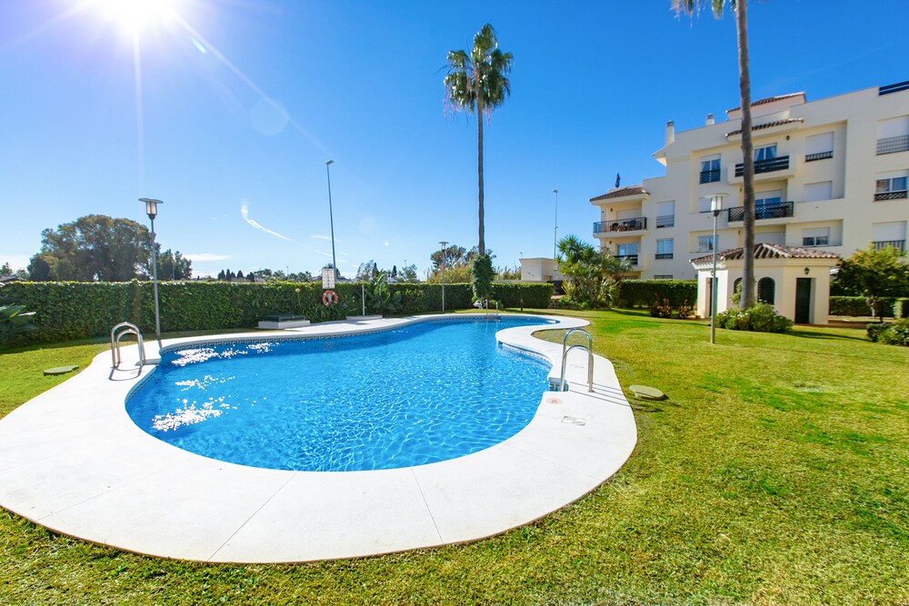 Lorcrimar Puerto Banus — 4-Star Luxury Hotel in Marbella, Spain