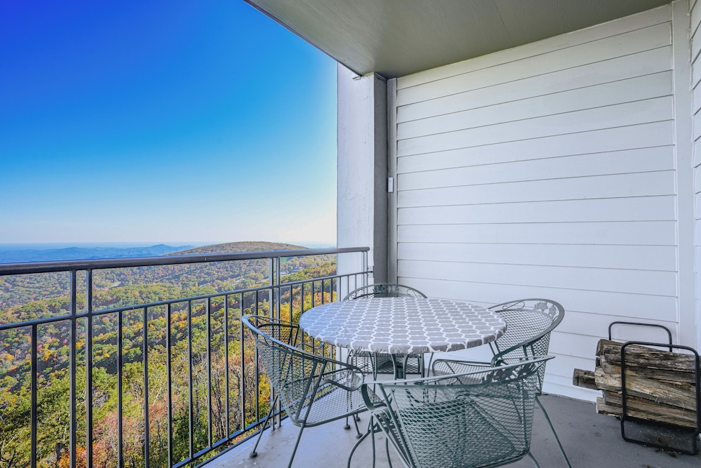 1 Mi to Wintergreen Resort Mtn View Condo - photo 27