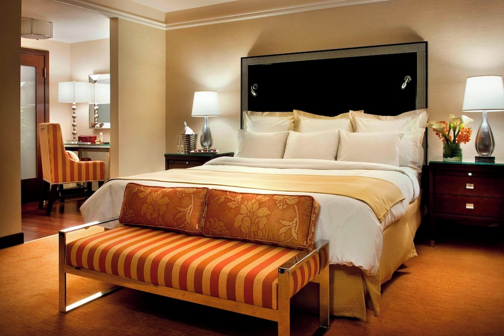 Trumbull Marriott Shelton - photo 9