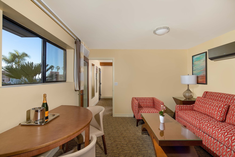 Cormorant Boutique Hotel - photo 20