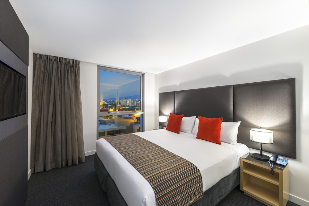 Mantra South Bank Brisbane — 4-Star Luxury Hotel in South Brisbane, Australia