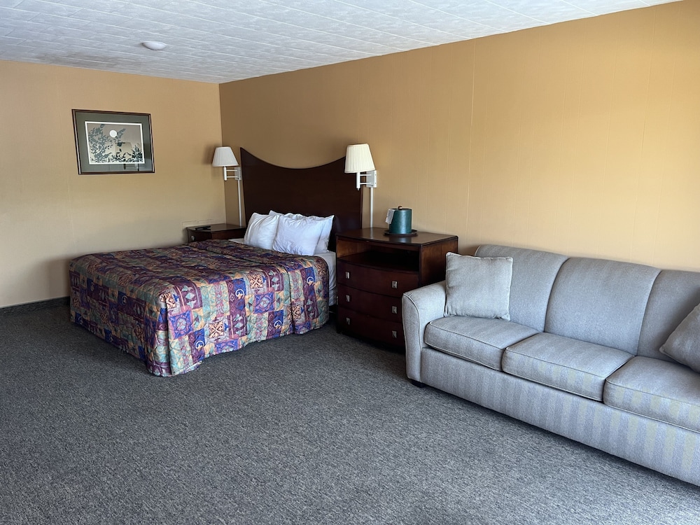 All Star Inn & Suites - photo 109