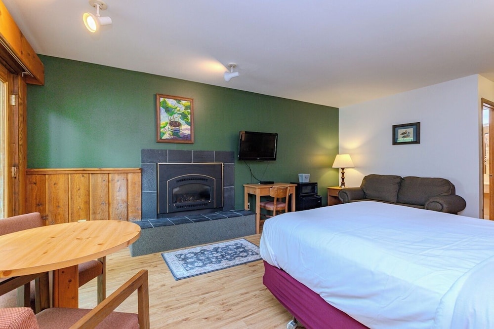 Holiday Acres Resort - photo 34