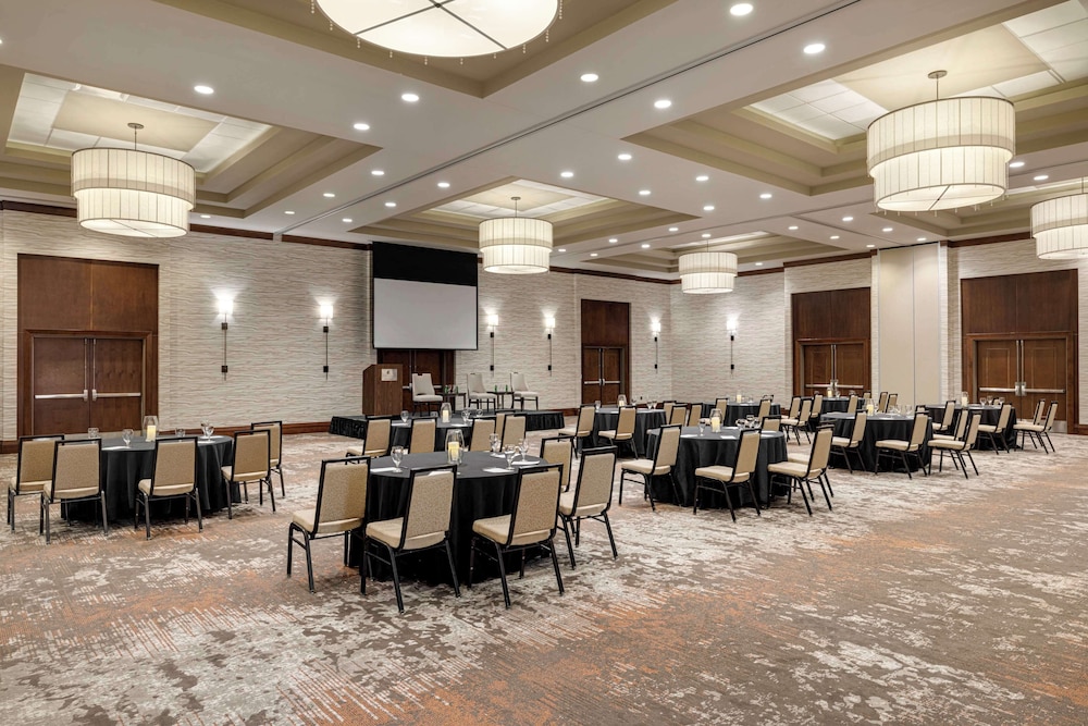 Embassy Suites Chattanooga Hamilton Place - photo 46