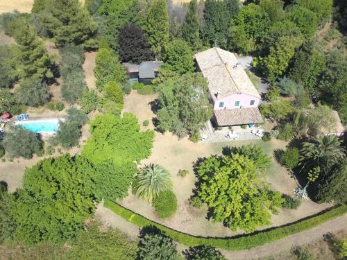 La meriggia Agriturismo Ampio appartamento con terrazza esclusiva — 4-Star Luxury Hotel in Ancona, Italy