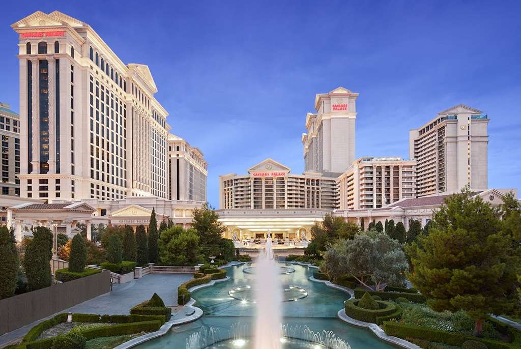 Caesars Palace - photo 7